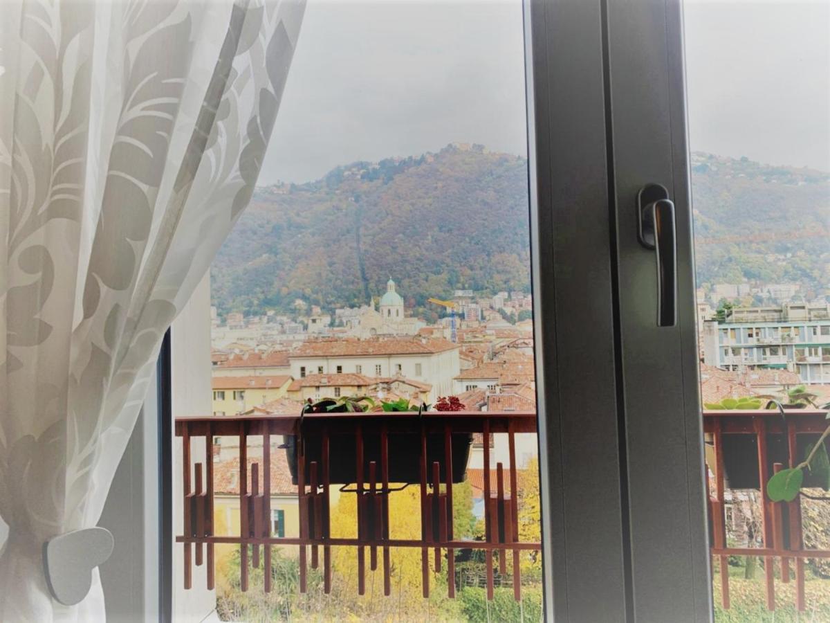 Maison 53 Incantevole Appartamento Vista Cattedrale Di Como Eksteriør billede